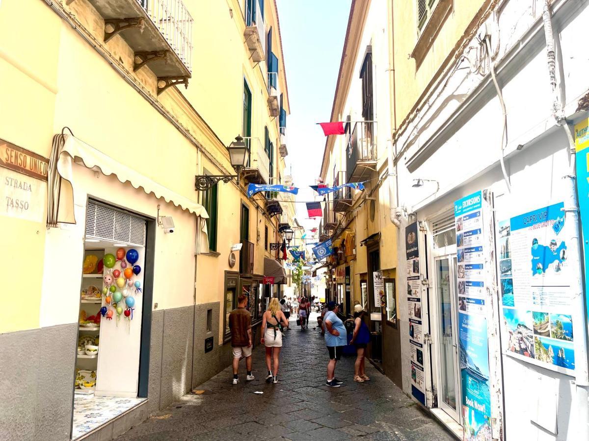 Casa Loren In The Heart Of Sorrento Eksteriør billede